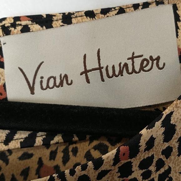 Vian Hunter animal print silk sheath dress - Picture 3 of 6
